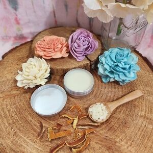 Handmade Grapefruit Lip Balm‎